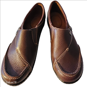 Clarks Women's Brown Loafer 8M